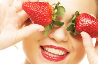 D.I.Y. Homemade strawberry face and body scrub